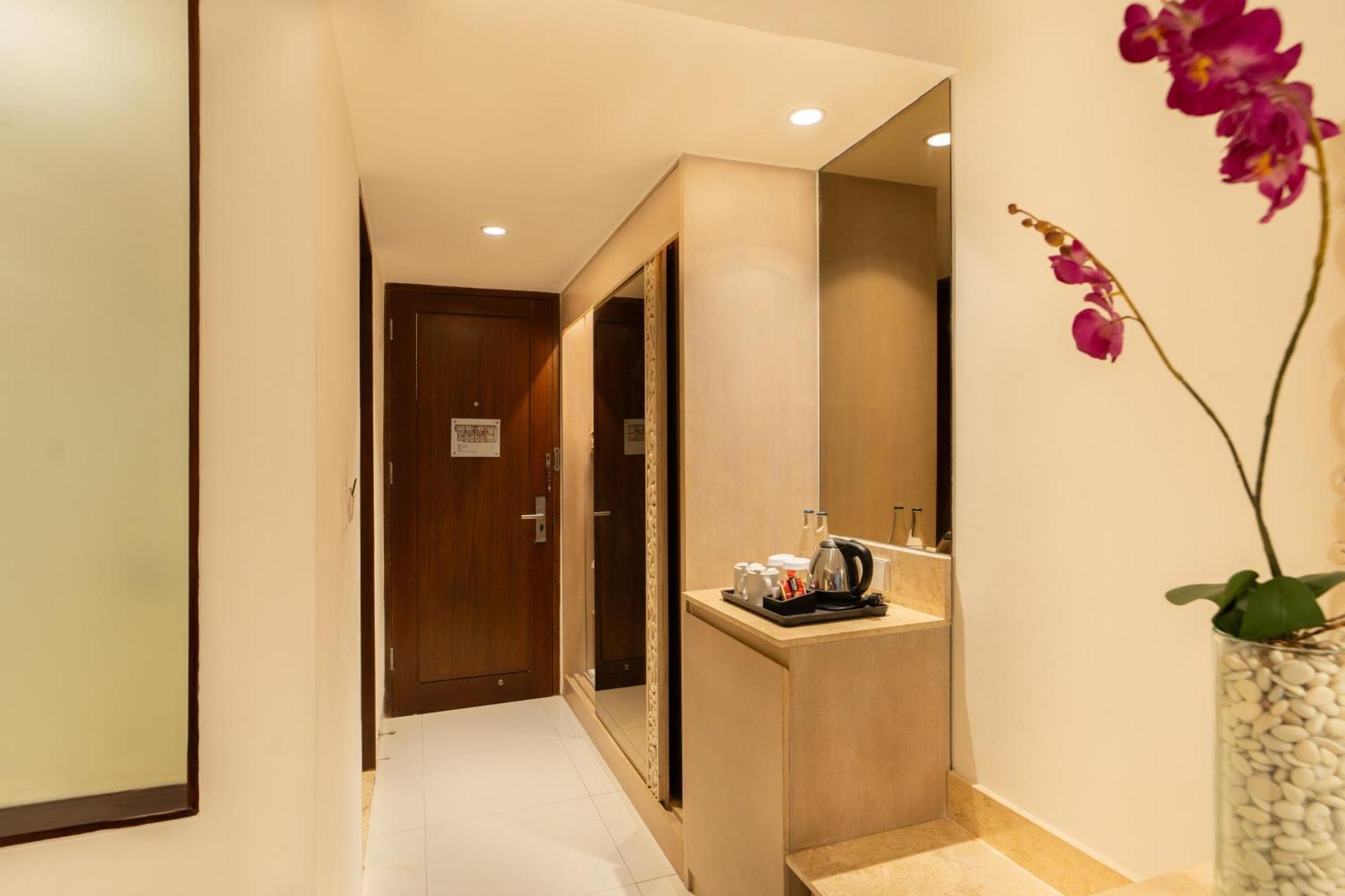 Kuta Angel Hotel Bagian luar foto